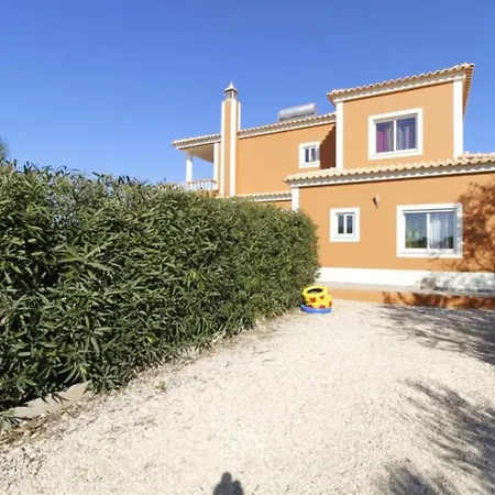 Вилла Huge Near Albufeira And Silves *