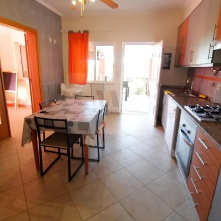 Huge Near Albufeira And Silves Villa