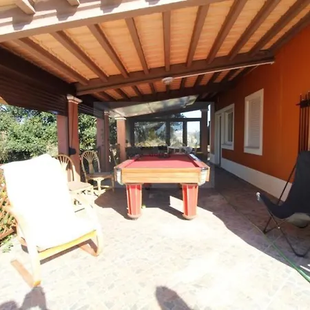 Huge Near Albufeira And Silves Villa