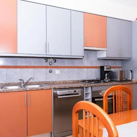 Huge Near Albufeira And Silves Villa