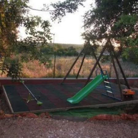 Huge Near Albufeira And Silves